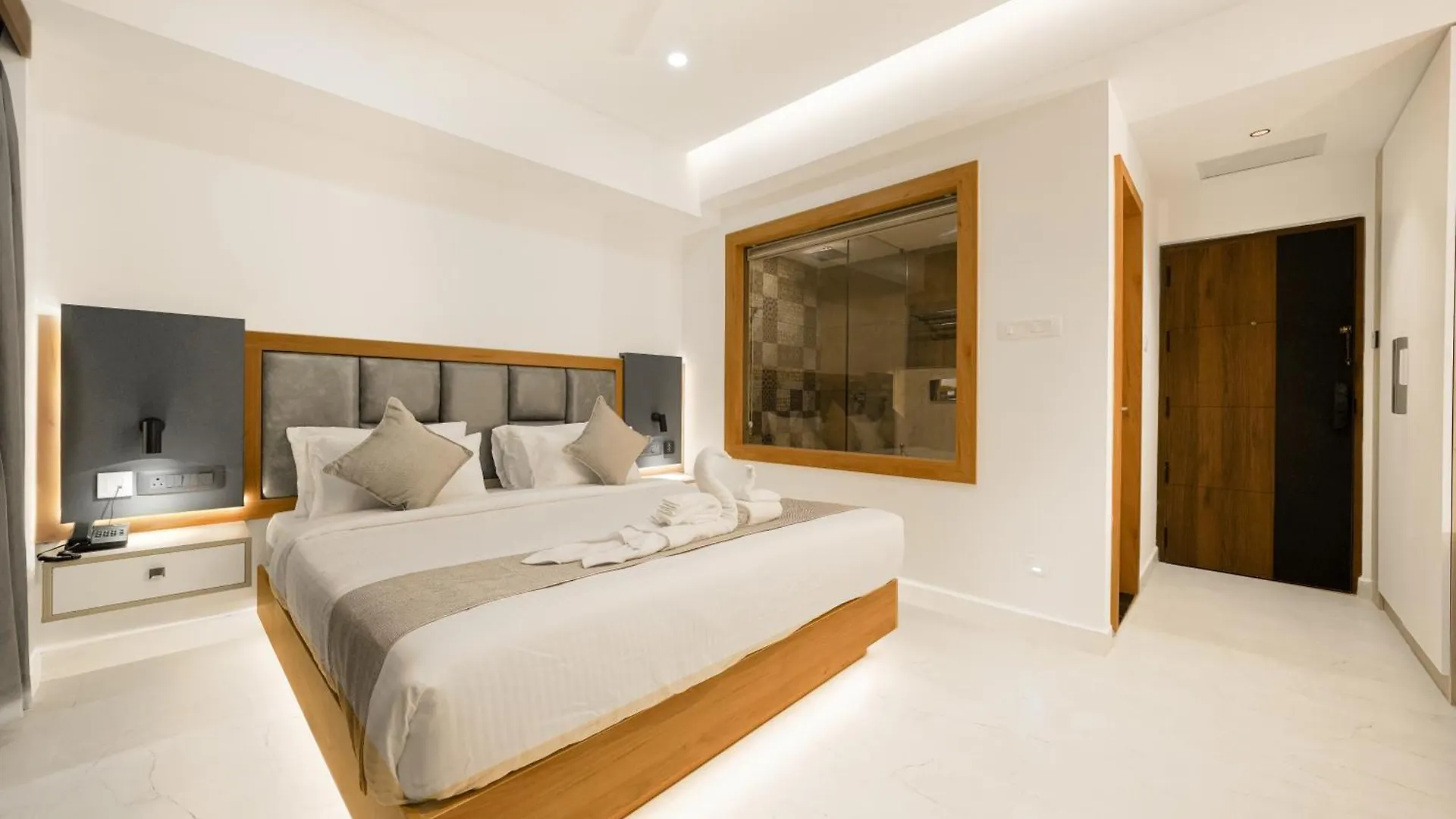 Aurora Hotels And Resorts Pulickamaly 4*,  인도