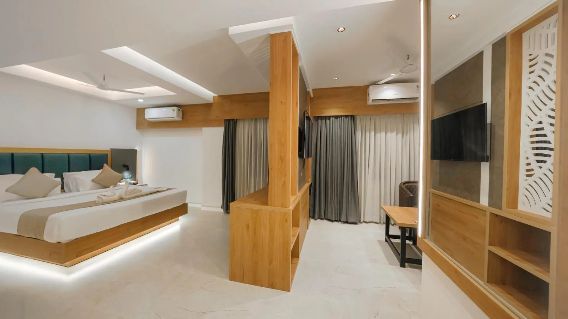 Aurora Hotels And Resorts Pulickamaly 4*,