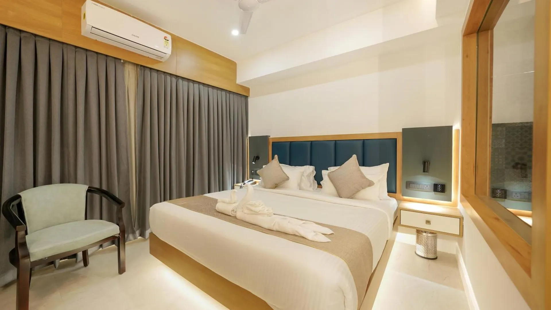 Aurora Hotels And Resorts Pulickamaly