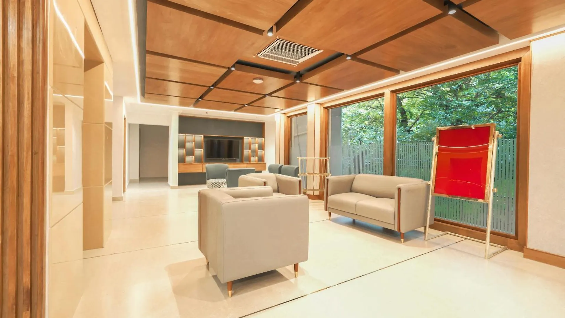 Aurora Hotels And Resorts Pulickamaly