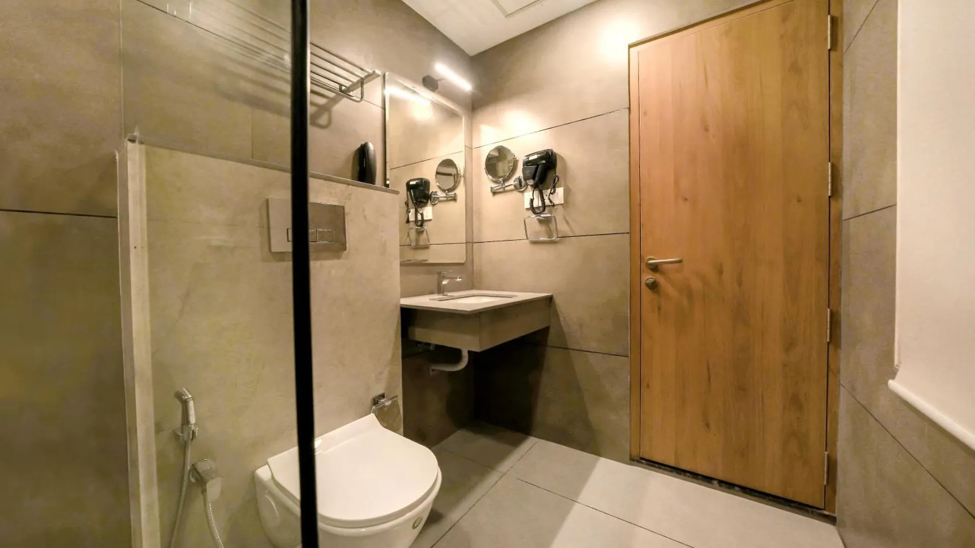Aurora Hotels And Resorts Pulickamaly